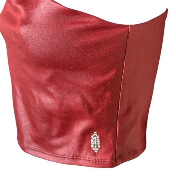 Free people movement red glossy workout sports bra top cut out strappy - Picture 2 of 3